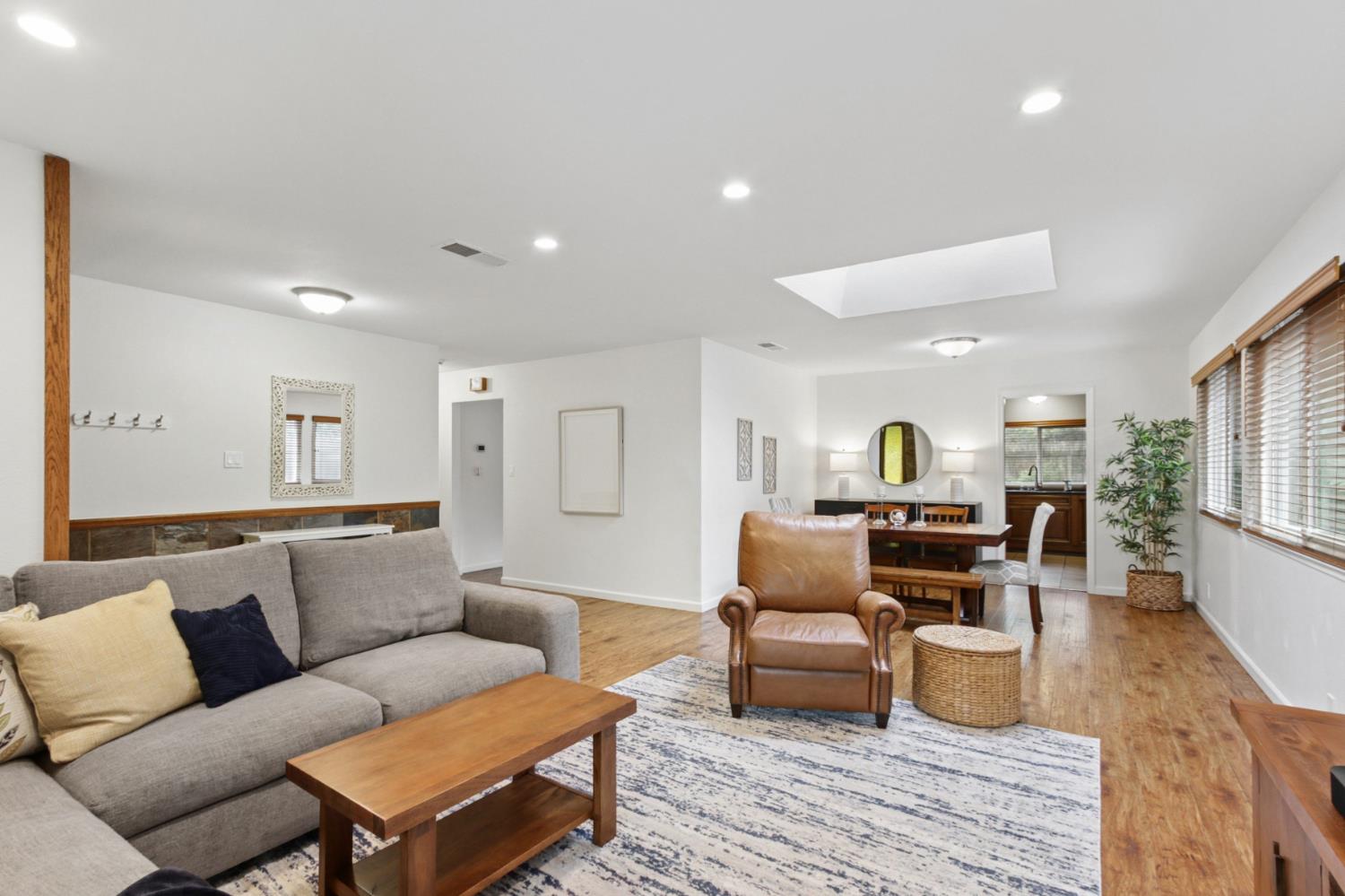 3948 Cowell Boulevard Davis, CA 95618 - Photo 15 of 55