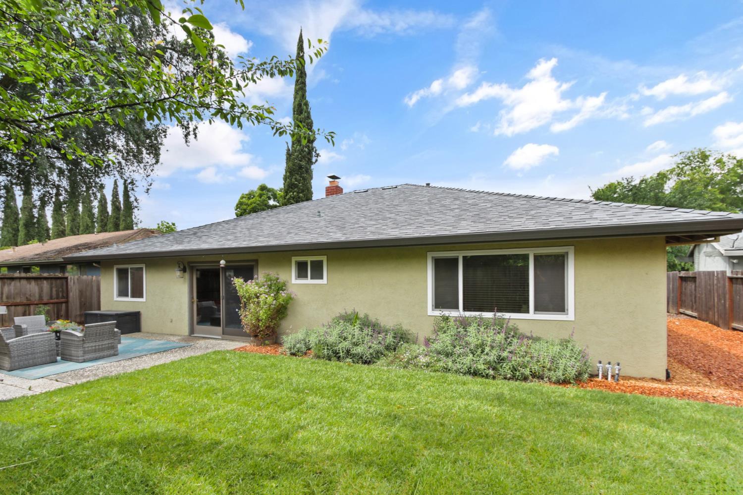 3948 Cowell Boulevard Davis, CA 95618 - Photo 52 of 55