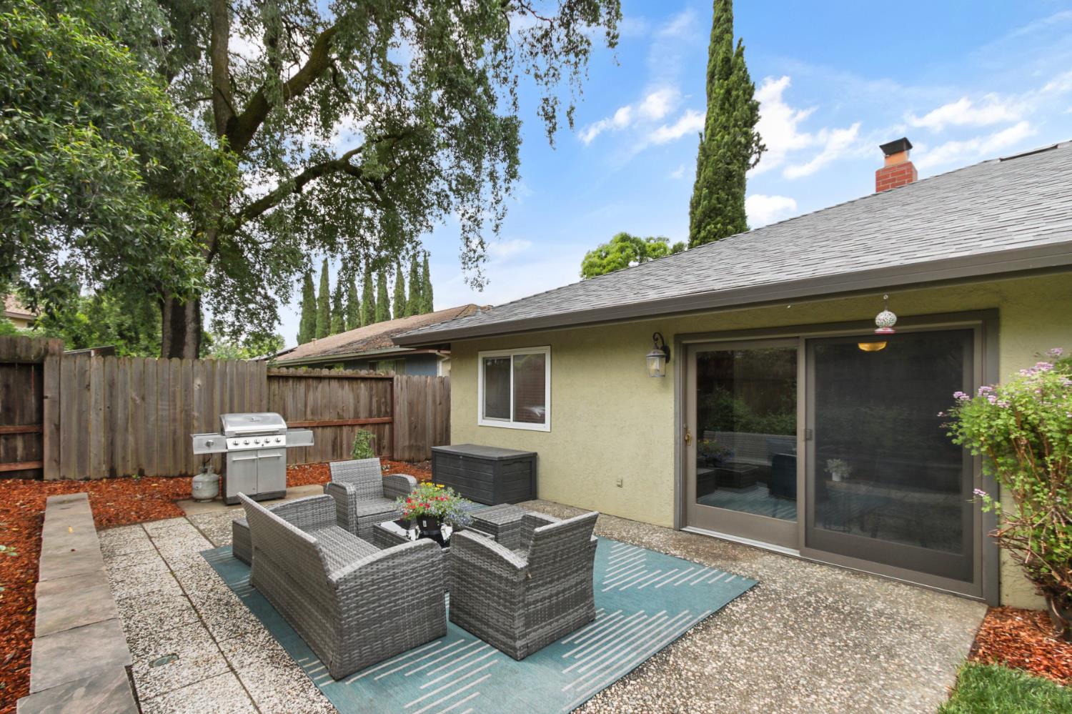 3948 Cowell Boulevard Davis, CA 95618 - Photo 53 of 55