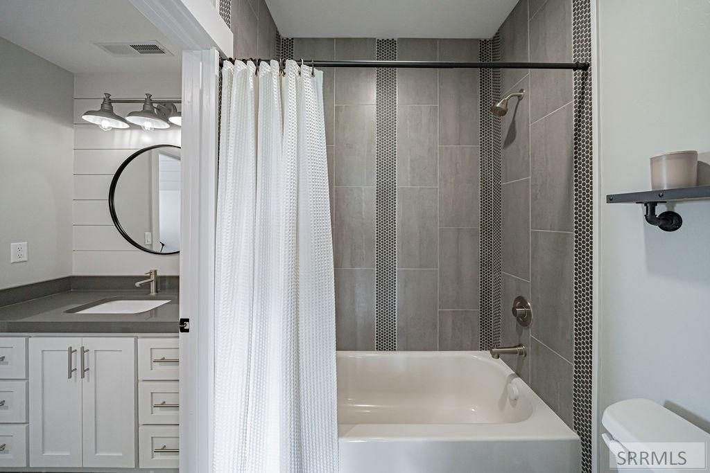 1713 Sage Hen Court Ammon, ID 83401 - Photo 44 of 70