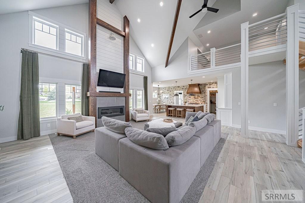 1713 Sage Hen Court Ammon, ID 83401 - Photo 5 of 70