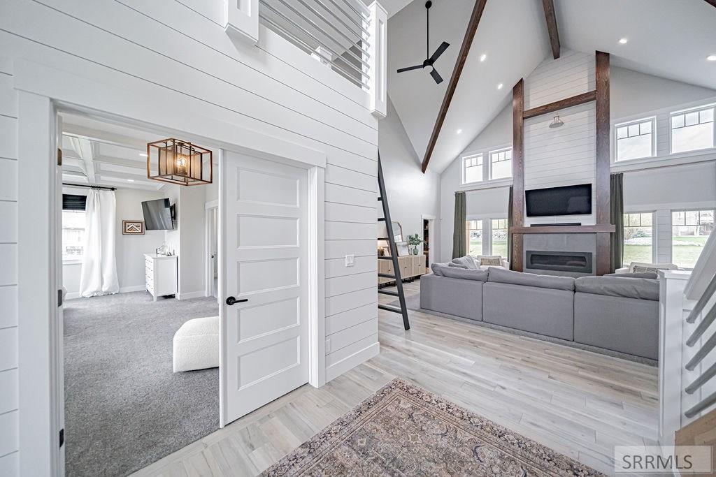 1713 Sage Hen Court Ammon, ID 83401 - Photo 6 of 70