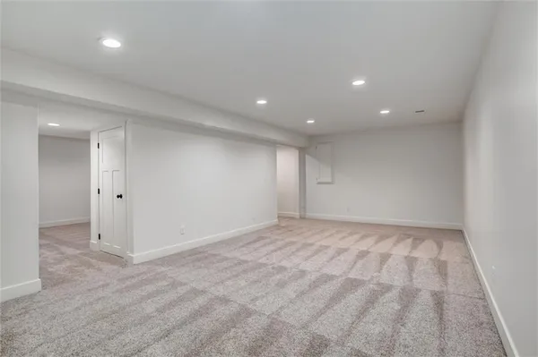 $525,000 | 7370 North Lamar Drive, Kansas City, MO 64152