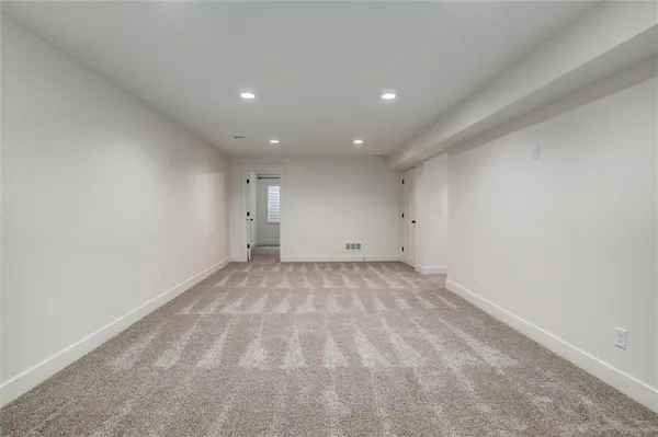 $525,000 | 7370 North Lamar Drive, Kansas City, MO 64152
