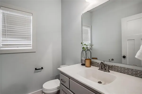 $525,000 | 7370 North Lamar Drive, Kansas City, MO 64152