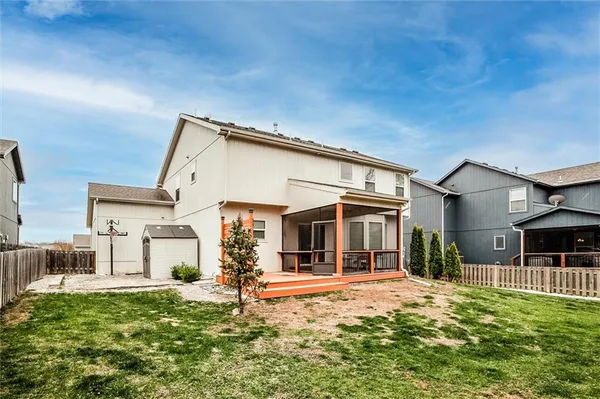 $525,000 | 7370 North Lamar Drive, Kansas City, MO 64152