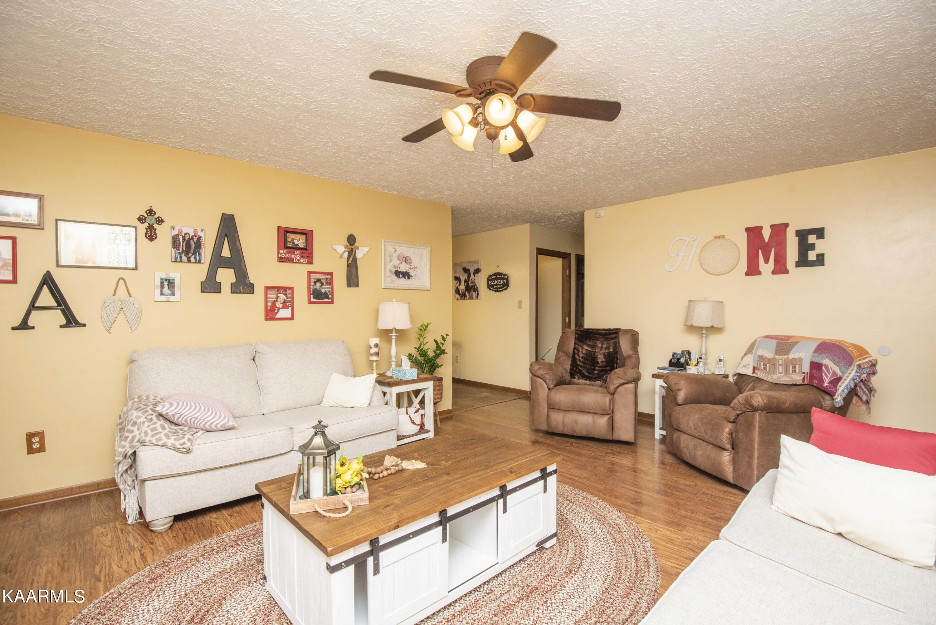 7411 Thomas Weaver Road Maynardville, TN 37807 - Photo 27 of 60 living 1_1