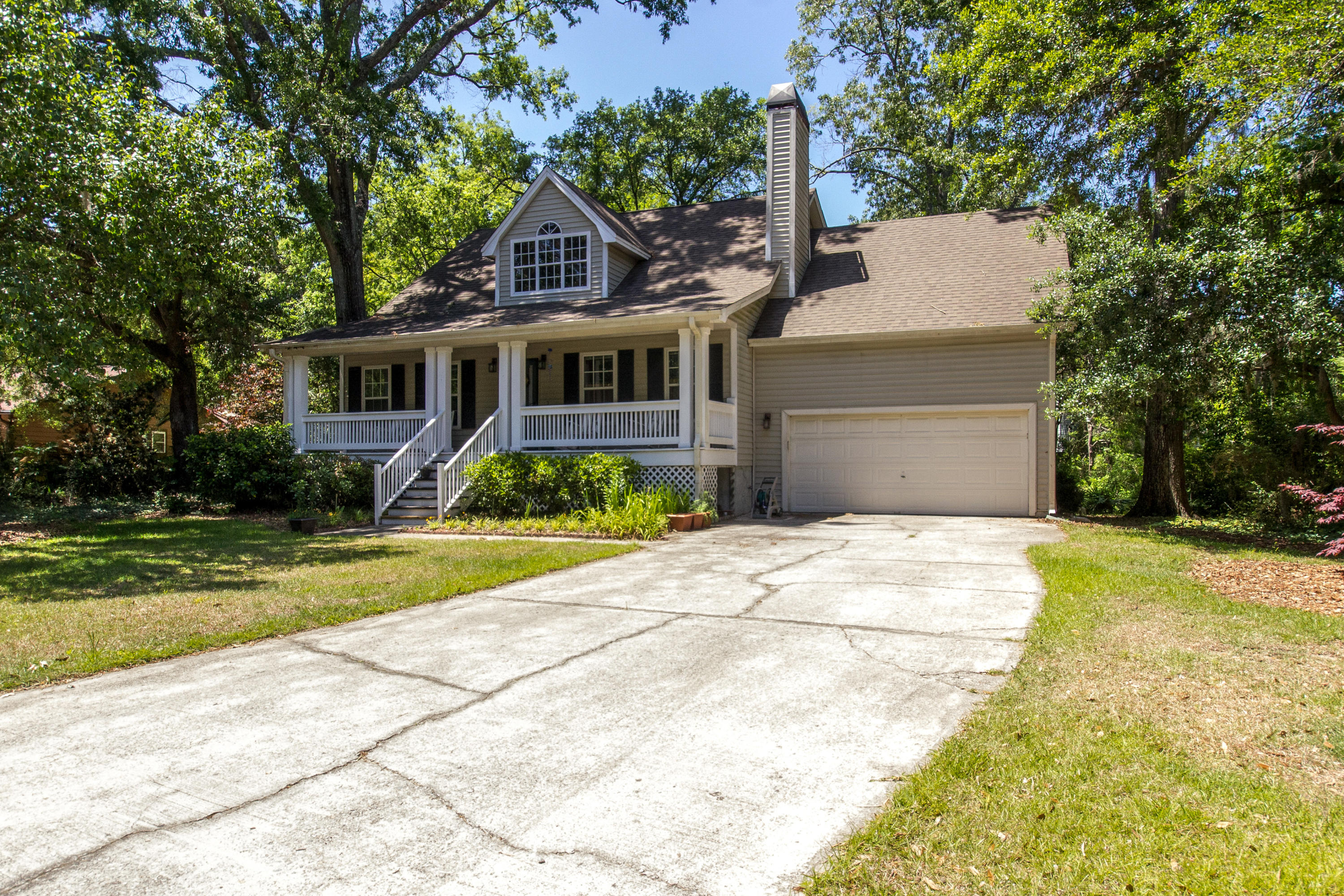2326 Fidling Road Charleston, SC 29414 - Photo 3 of 35 2326 Fidling Rd