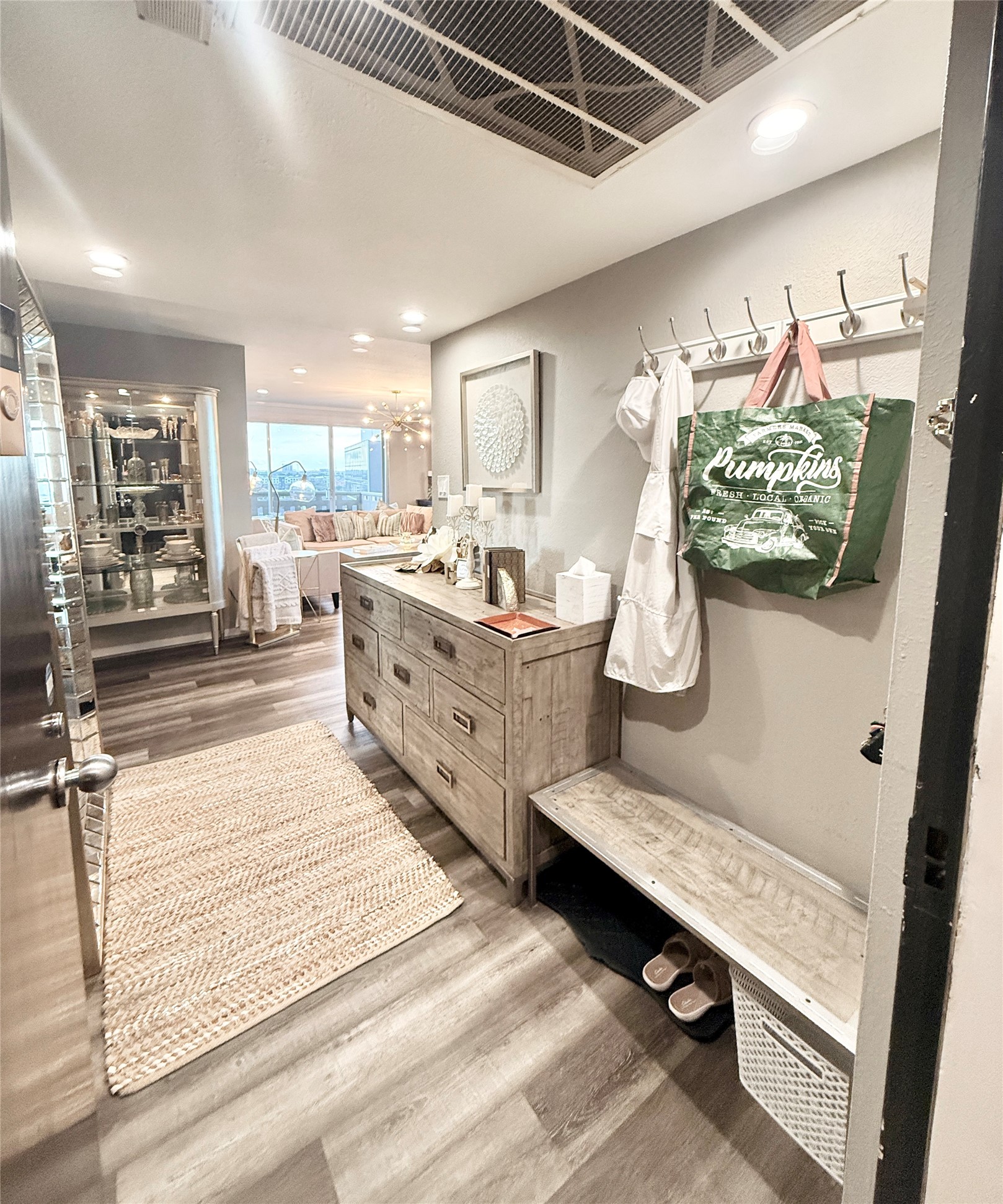 2016 Main Street, Unit 1022 Houston, TX 77002 - Photo 18 of 48 a room with lots of white furniture and window