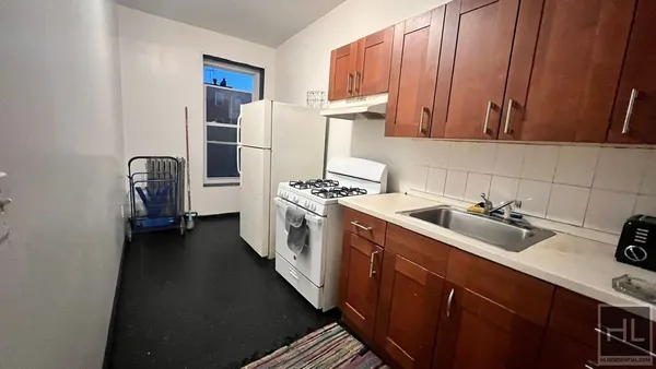 $1,400 | 444 Halsey Street, Unit 2 | Bedford-Stuyvesant