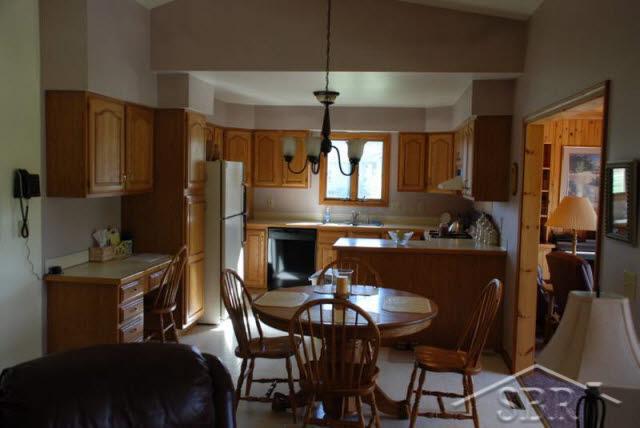 10143 Buck Road Freeland, MI 48623 - Photo 5 of 8 20035280-4.JPG