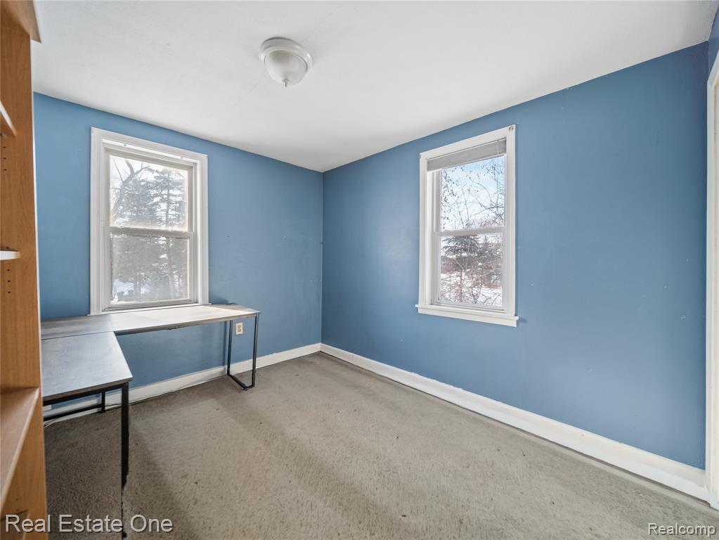 8202 Hyne Road Brighton, MI 48114 - Photo 10 of 25 Gallery Image 10