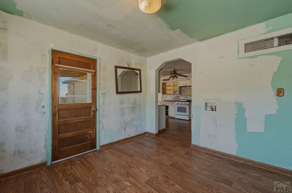 952 Twin Lakes Road Walsenburg, CO 81089 - Photo 8 of 38