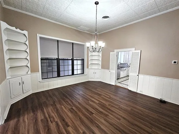 a view of livingroom with workspace