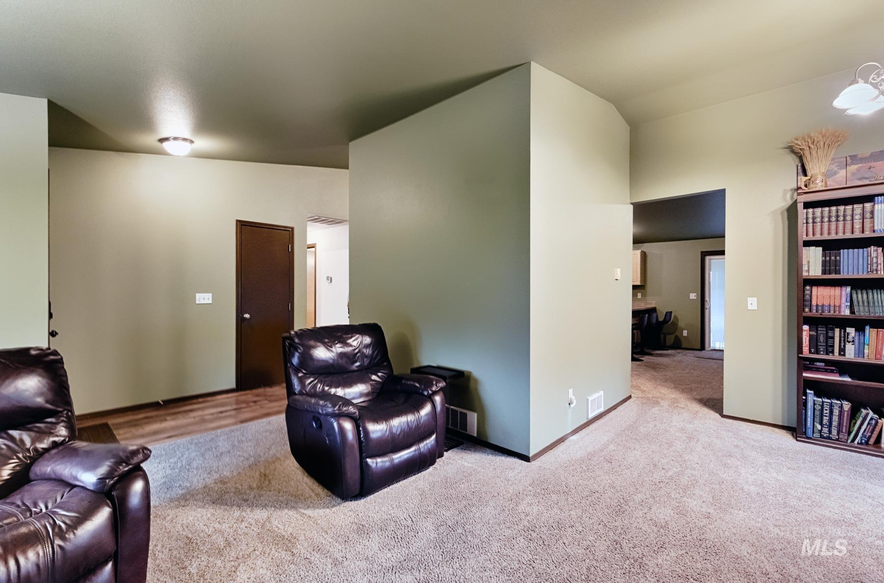 7500 Pleasant View Drive Caldwell, ID 83607 - Photo 16 of 43 Sitting room featuring baseboards and carpet