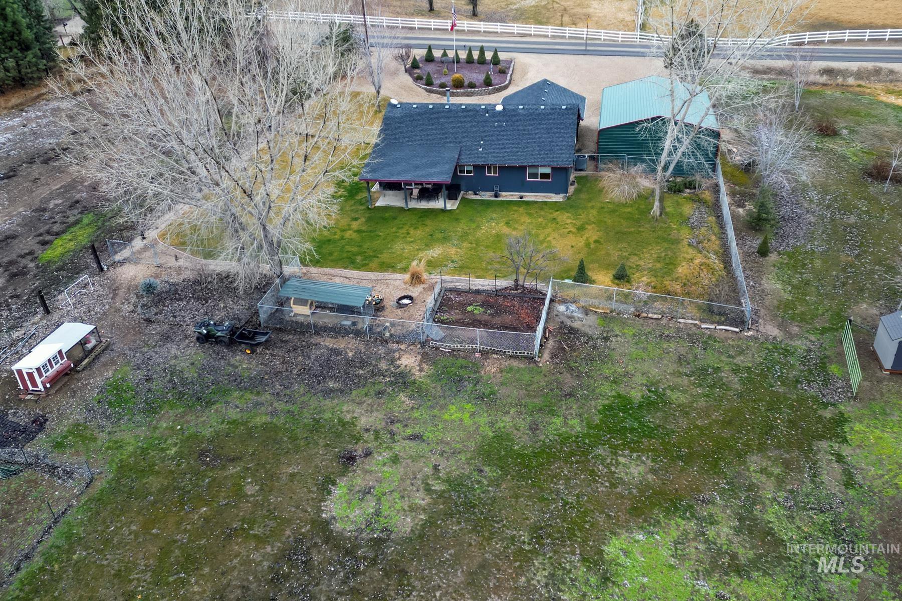7500 Pleasant View Drive Caldwell, ID 83607 - Photo 24 of 43 View from above of property