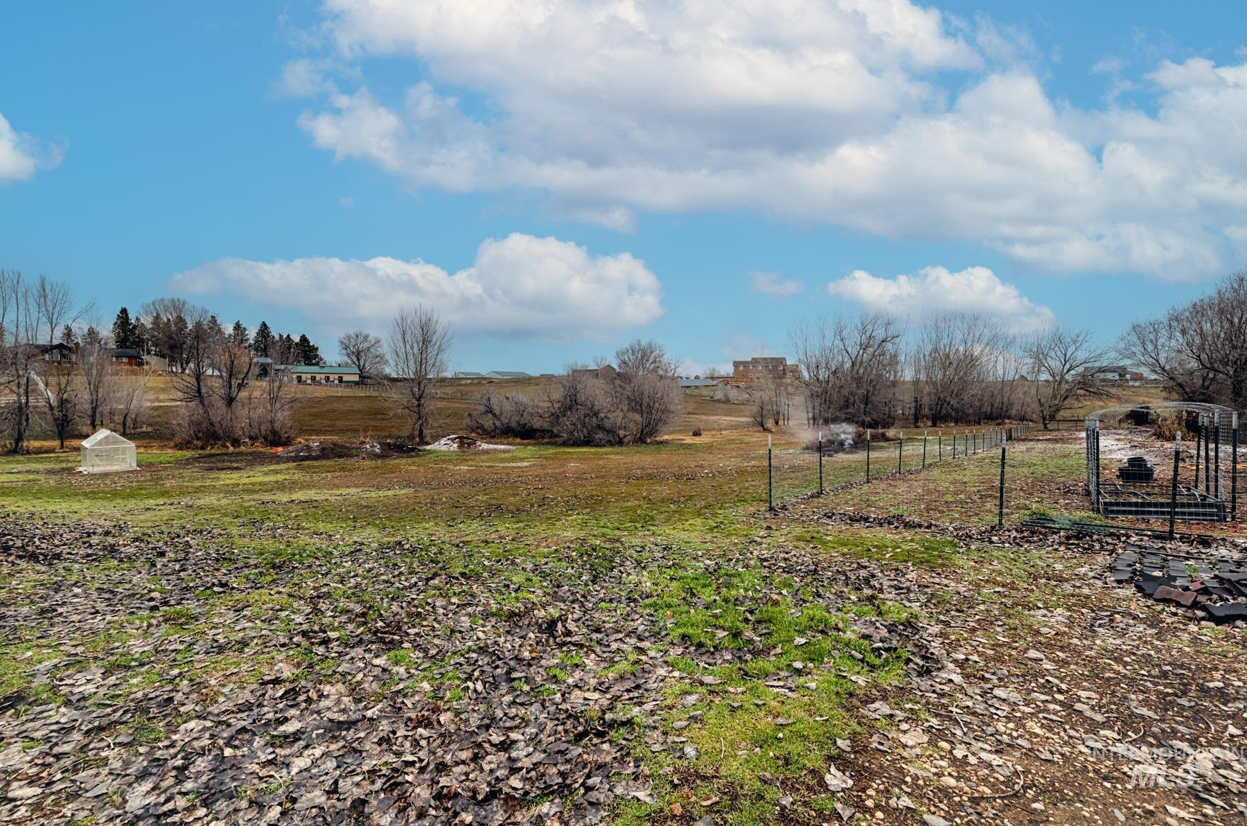 7500 Pleasant View Drive Caldwell, ID 83607 - Photo 36 of 43 View of yard with a rural view
