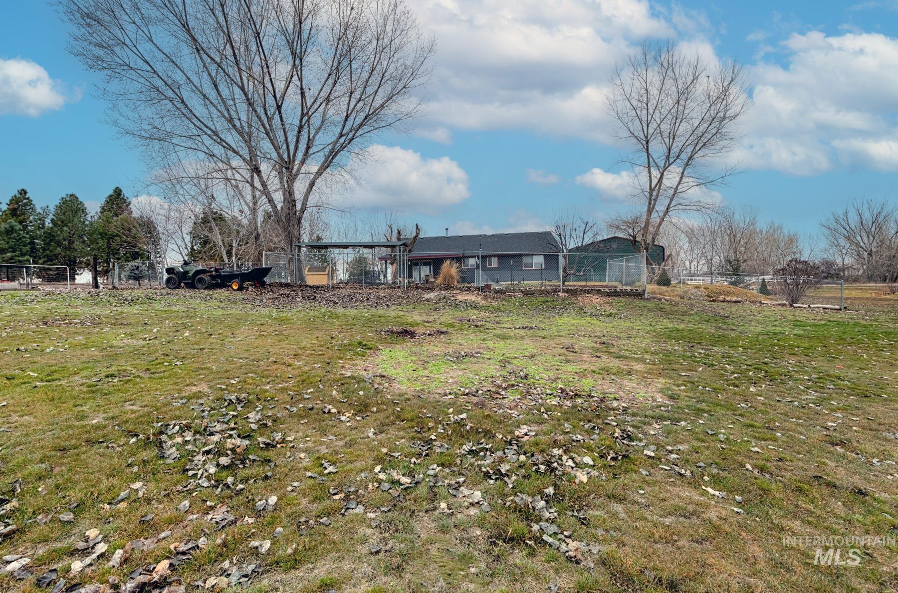 7500 Pleasant View Drive Caldwell, ID 83607 - Photo 39 of 43 Rear view of property
