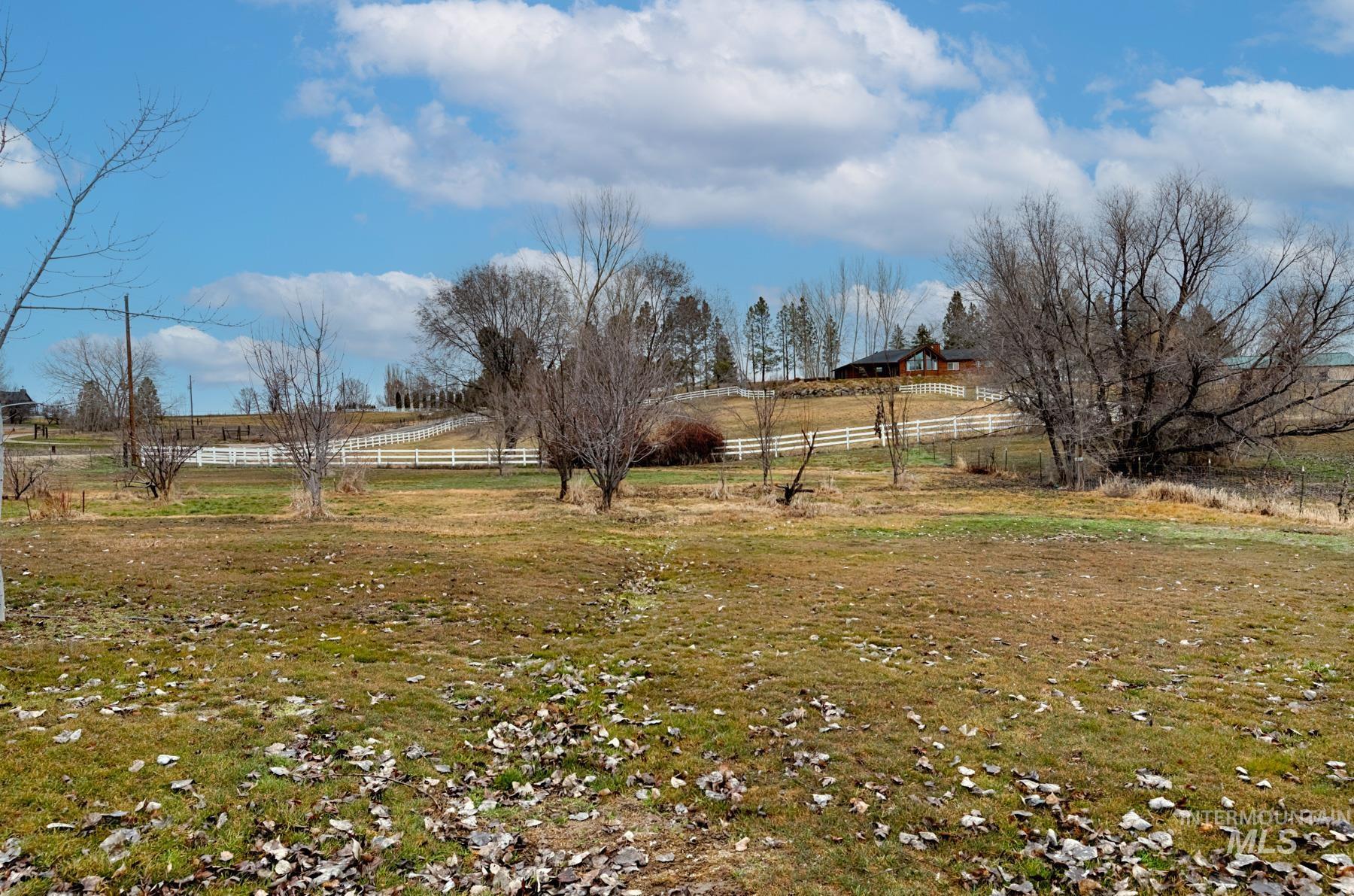 7500 Pleasant View Drive Caldwell, ID 83607 - Photo 40 of 43 View of yard featuring a view of countryside