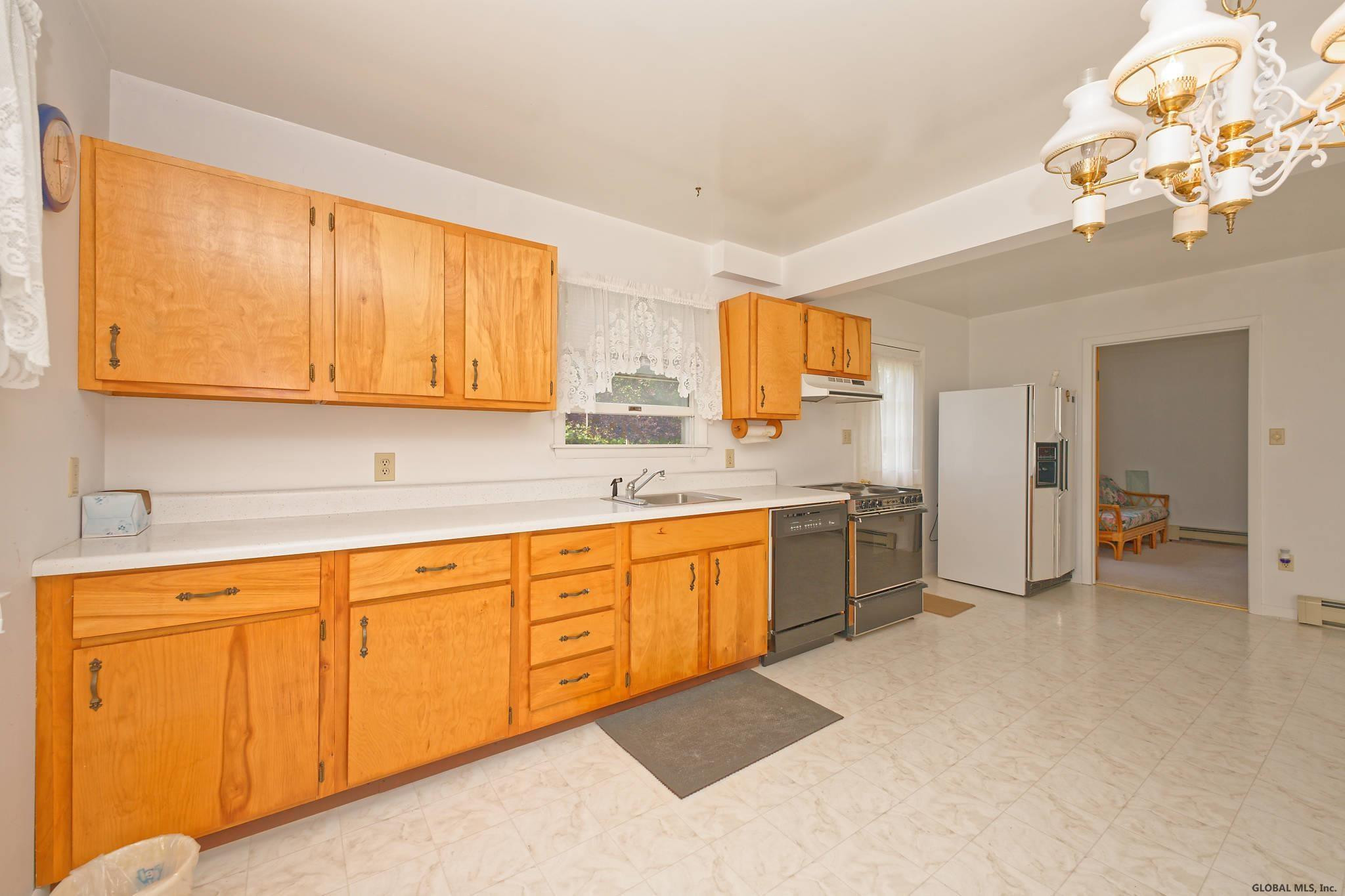 173 Boght Road Colonie, NY 12189 - Photo 26 of 35 Photo 26