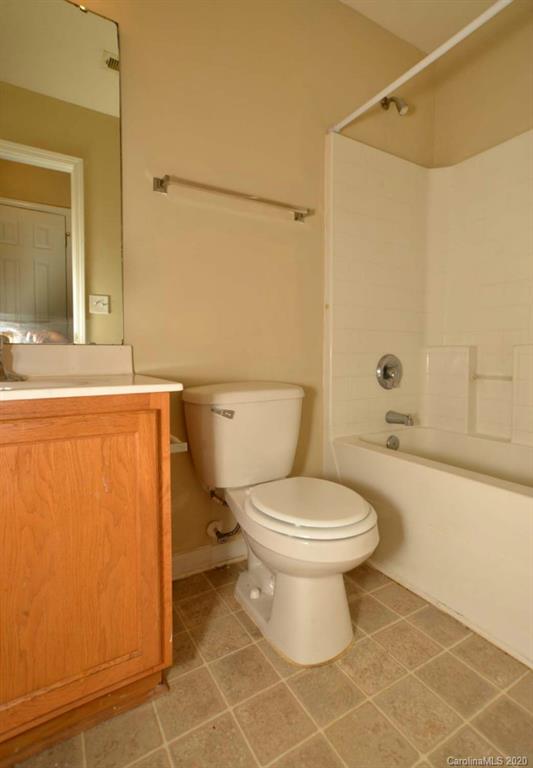 415 Tom Hunter Road Charlotte, NC 28213 - Photo 6 of 10 Gallery Image 6