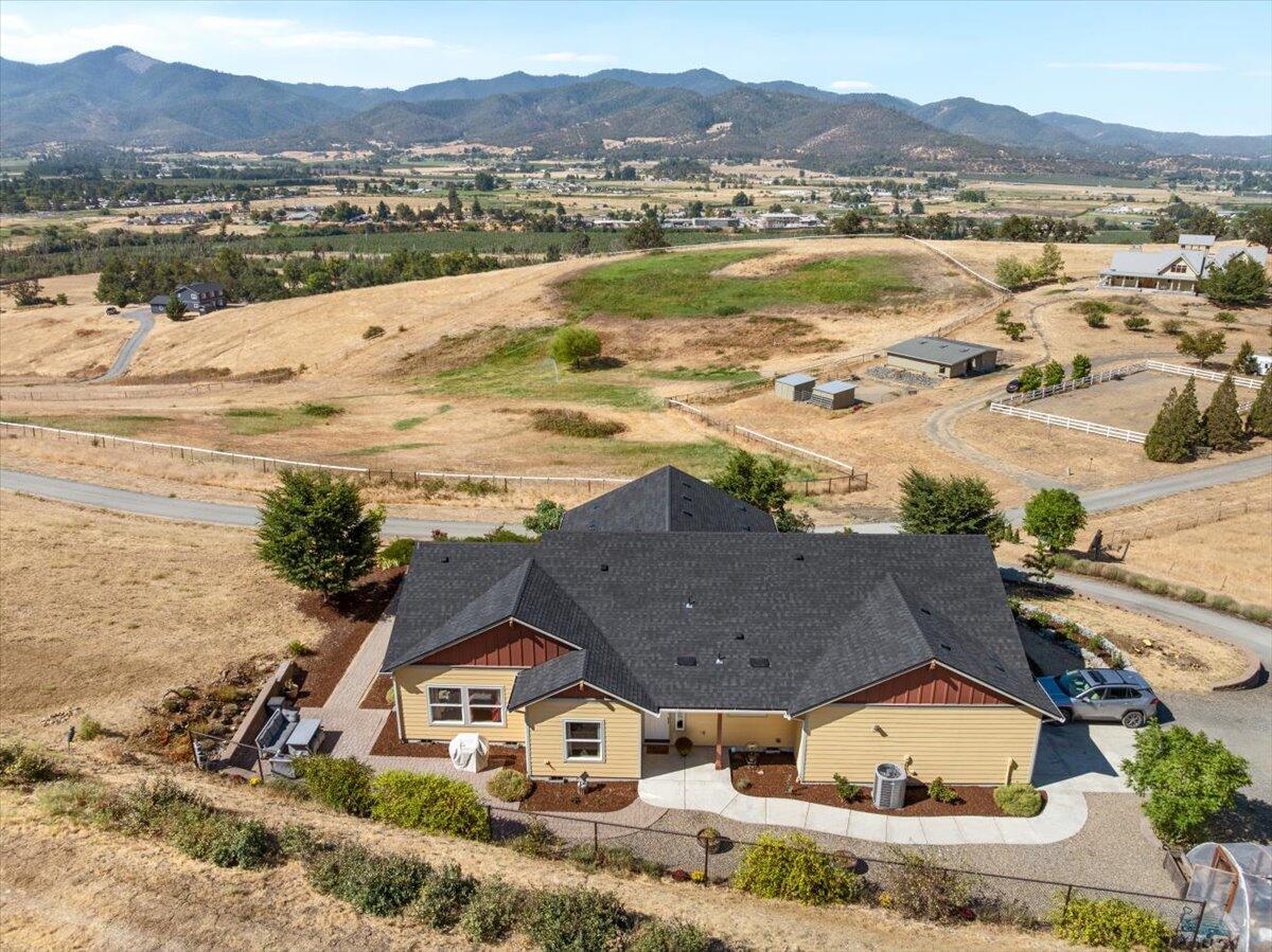 4856 Payne Road Medford, OR 97504 - Photo 42 of 49 Aerial view front of house