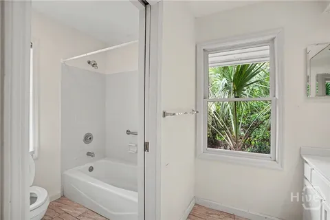 $490,000 | 8 Franklin Creek Road North, Savannah, GA 31411