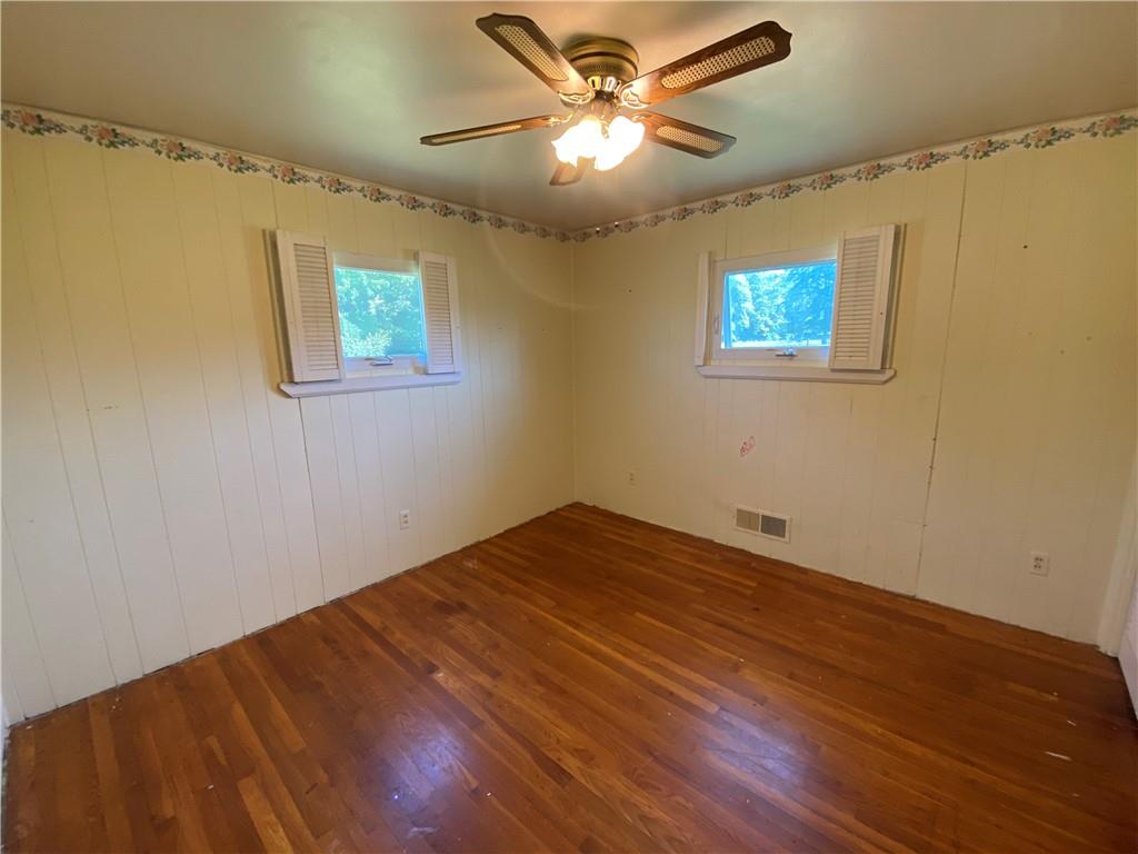 4296 Seneca Road Sharpsville, PA 16150 - Photo 14 of 23 Gallery Image 14