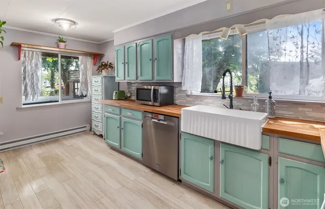 $421,000 | 4604 4th Street, Tokeland, WA 98590