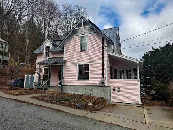 $495,000 | 81 Chapin Street, Brattleboro, VT 05301