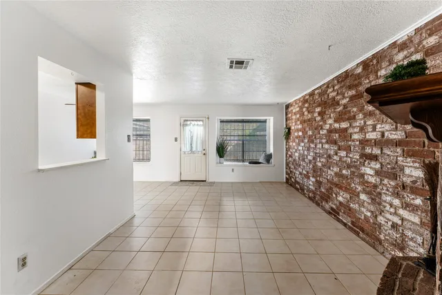 $119,000 | 6947 Chasewood Drive, Houston, TX 77489