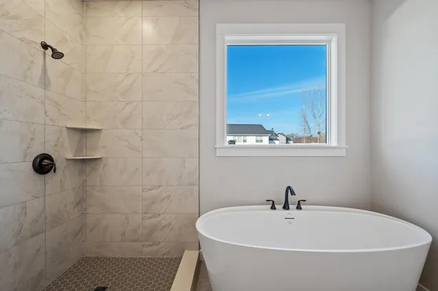 $565,900 | 11287 195th Circle Northwest, Elk River, MN 55330