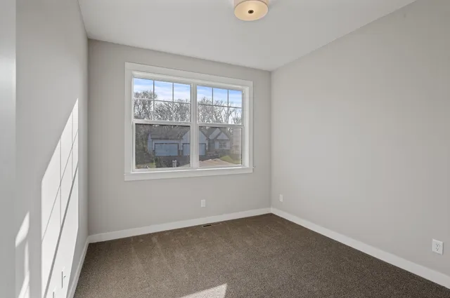 $565,900 | 11287 195th Circle Northwest, Elk River, MN 55330