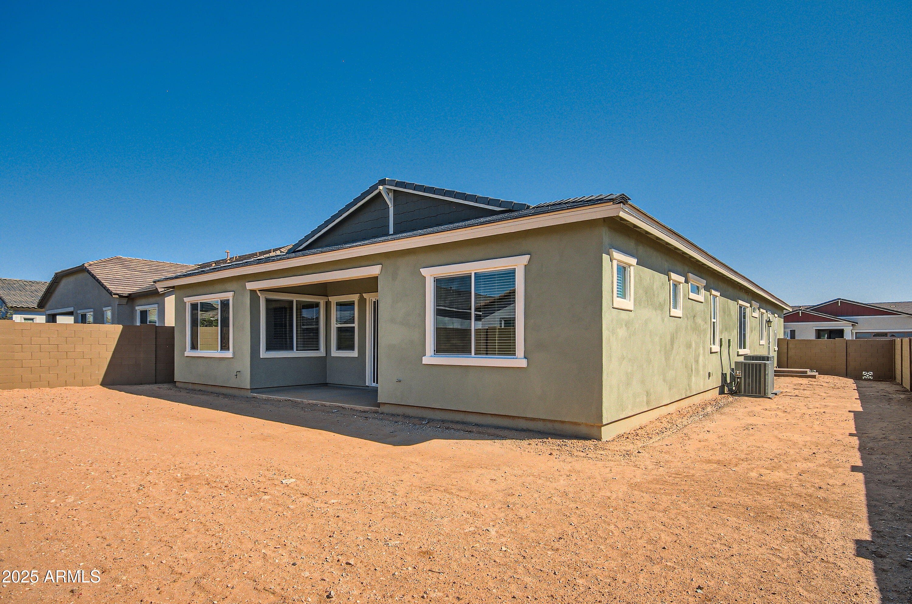 974 Saddle Run Apache Junction, AZ 85120 - Photo 26 of 36 Exterior Rear