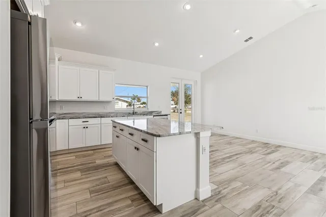 $449,000 | 1420 East Gate Drive, Venice, FL 34285