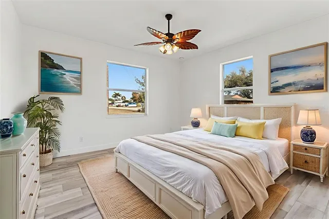 $449,000 | 1420 East Gate Drive, Venice, FL 34285