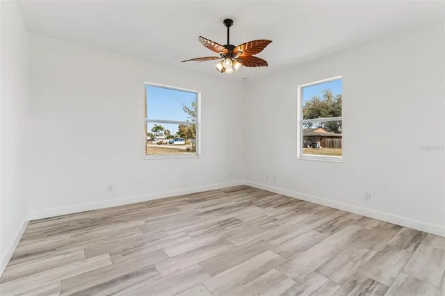 $449,000 | 1420 East Gate Drive, Venice, FL 34285