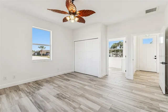 $449,000 | 1420 East Gate Drive, Venice, FL 34285