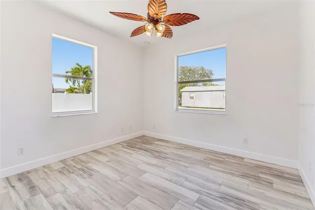 $449,000 | 1420 East Gate Drive, Venice, FL 34285