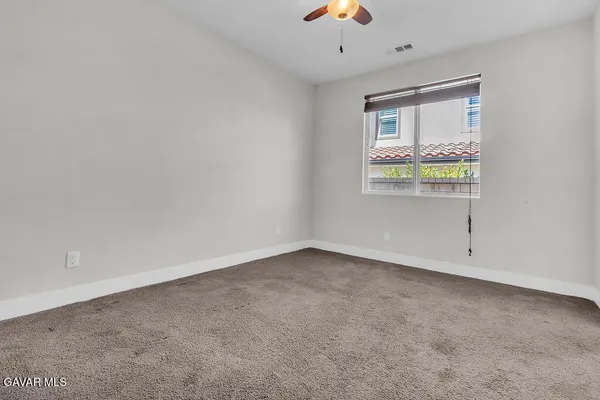 $1,015,250 | 25145 Cherry Ridge Drive, Santa Clarita, CA 91387