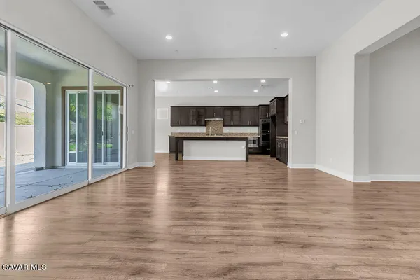 $1,015,250 | 25145 Cherry Ridge Drive, Santa Clarita, CA 91387