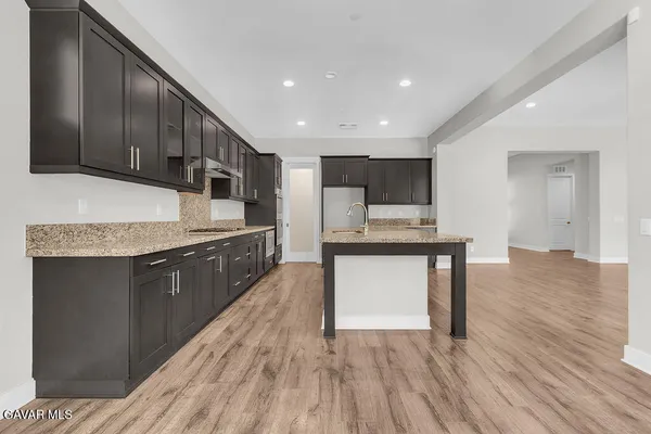 $1,015,250 | 25145 Cherry Ridge Drive, Santa Clarita, CA 91387