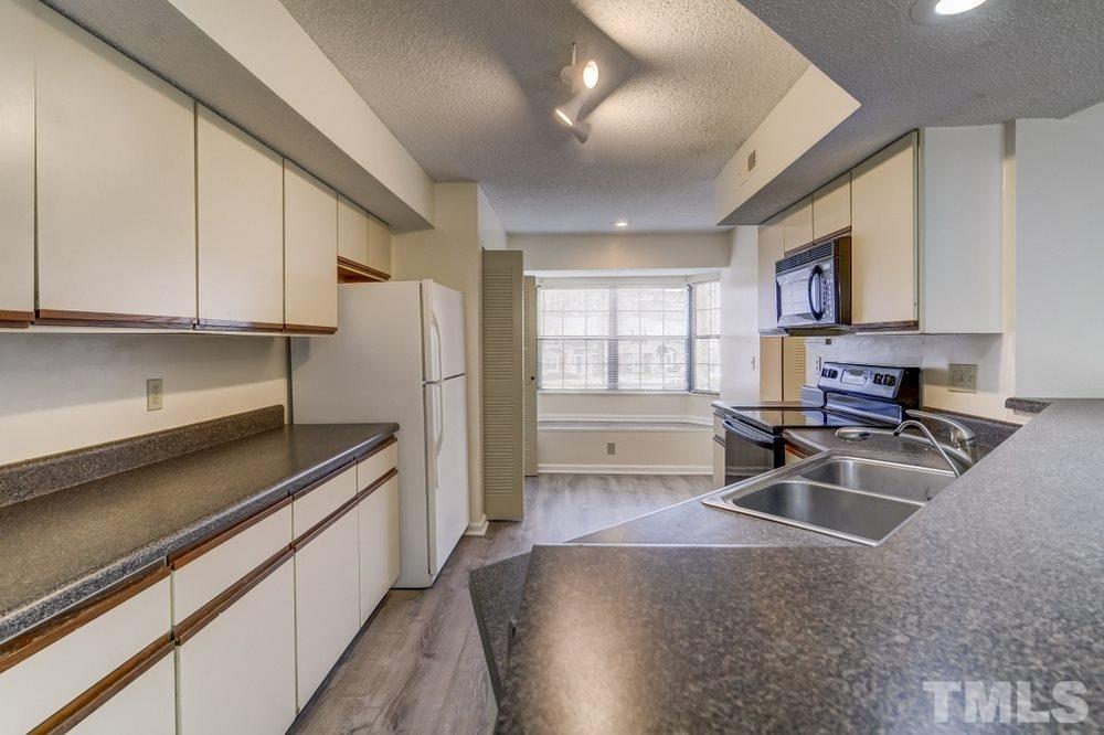 7631 Falcon Rest Circle, Unit 7631 Raleigh, NC 27615 - Photo 6 of 16 Gallery Image 6