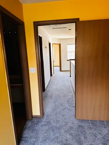 $2,200 | 2903 Falling Waters Drive, Lindenhurst, IL 60046