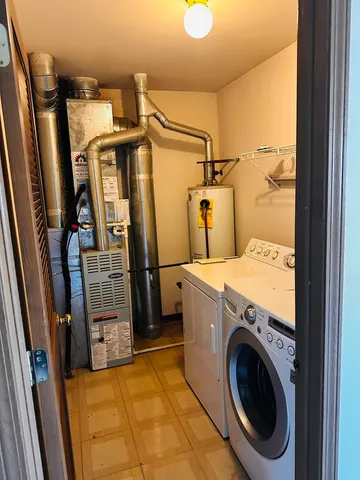 $2,200 | 2903 Falling Waters Drive, Lindenhurst, IL 60046