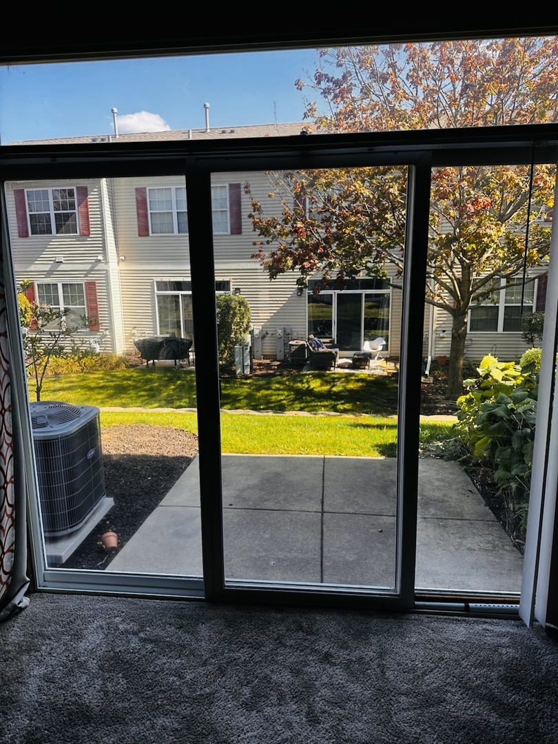 2903 Falling Waters Drive Lindenhurst, IL 60046 - Photo 9 of 16