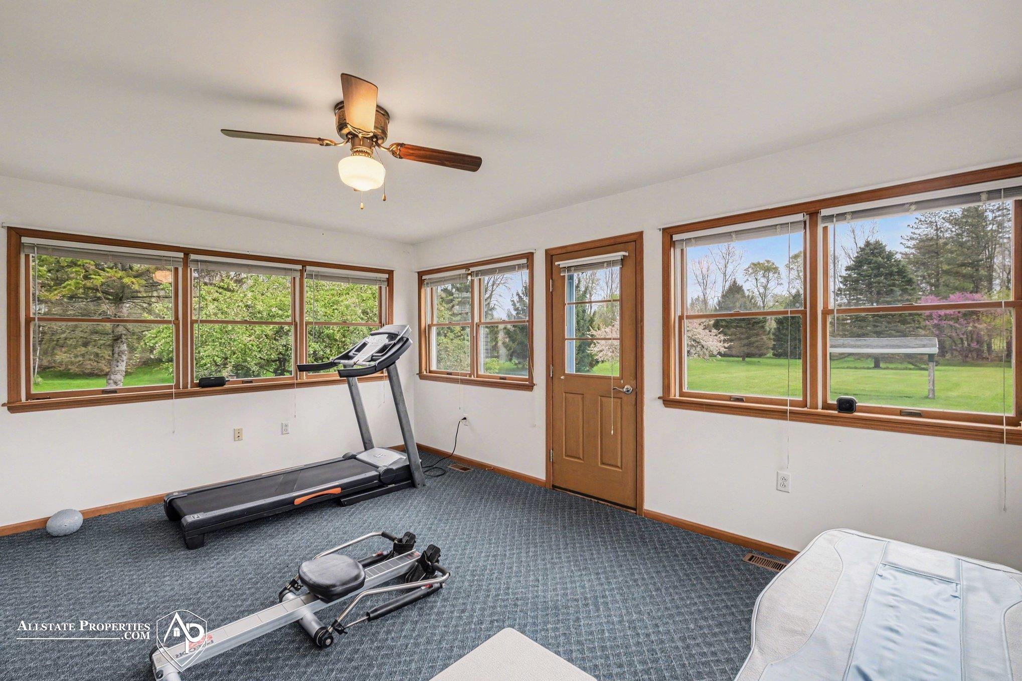 12301 South New Lothrop Road Byron, MI 48418 - Photo 4 of 27