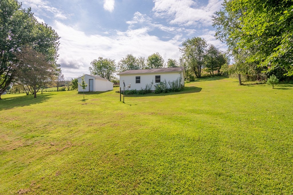2914 Cedar Springs Road Sugar Grove, VA 24375 - Photo 45 of 70 Gallery Image 45