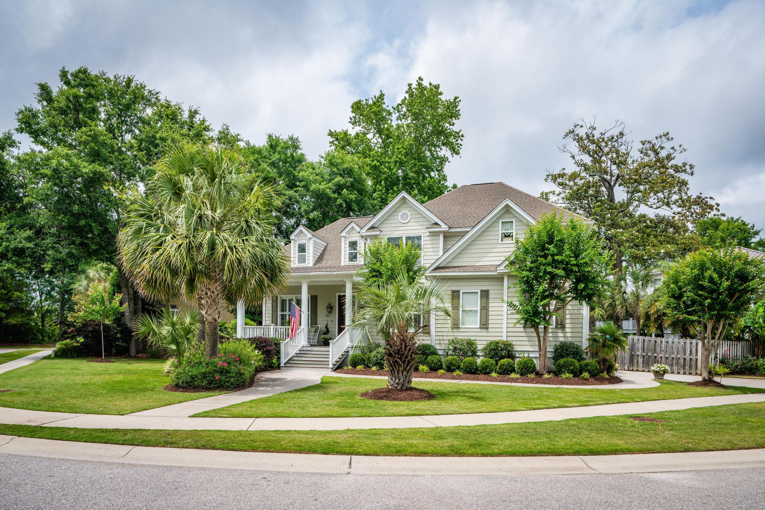 1313 Parkton Road Mount Pleasant, SC 29464 - Photo 1 of 32 EllisCreekPhotography-05527