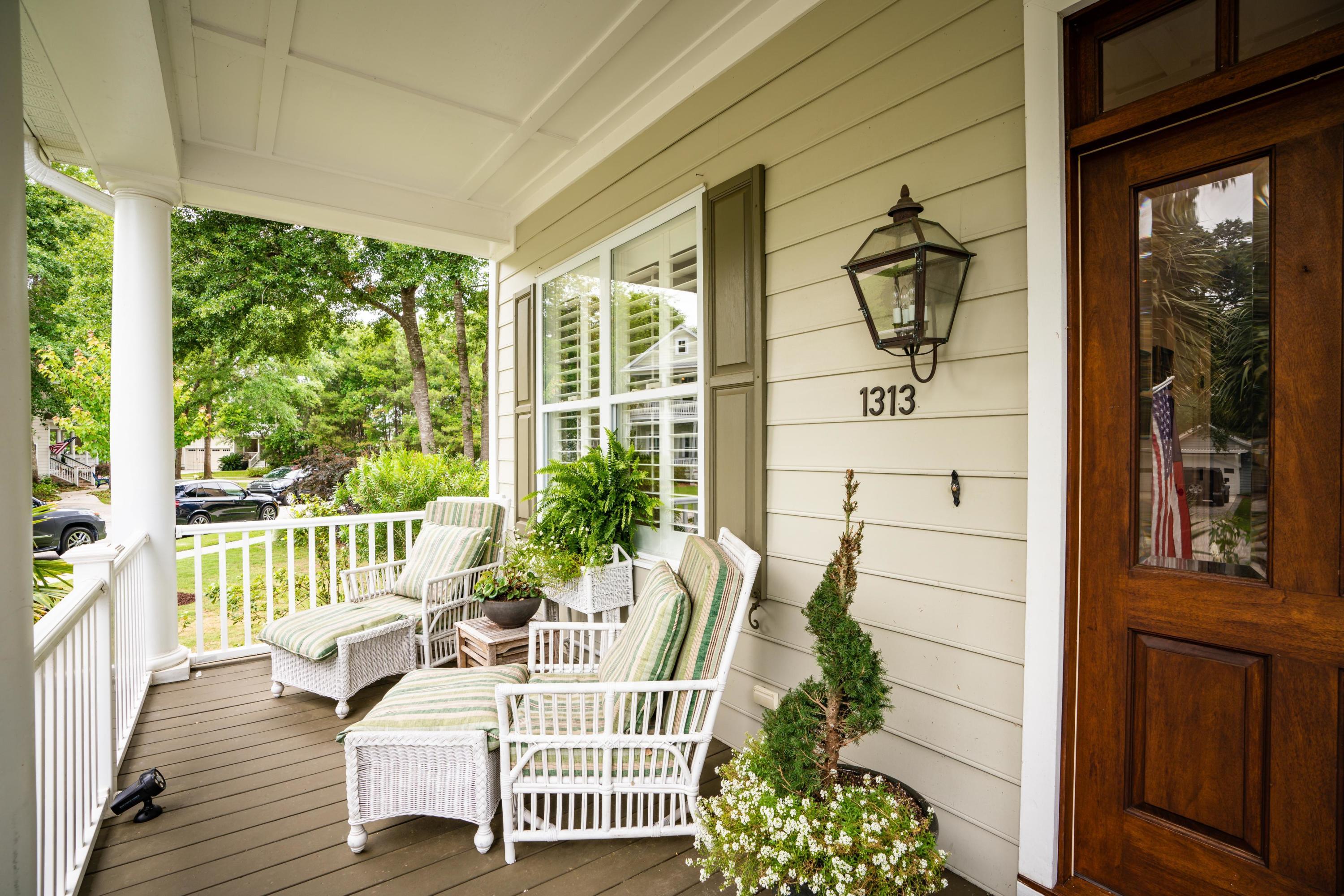 1313 Parkton Road Mount Pleasant, SC 29464 - Photo 2 of 32 EllisCreekPhotography-05536-HDR